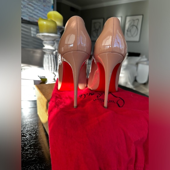 Christian Louboutins Hot Chick 100 mm Pumps - nude size 38.5 / US 8 worn once - Picture 7 of 16